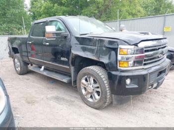  Salvage Chevrolet Silverado 2500