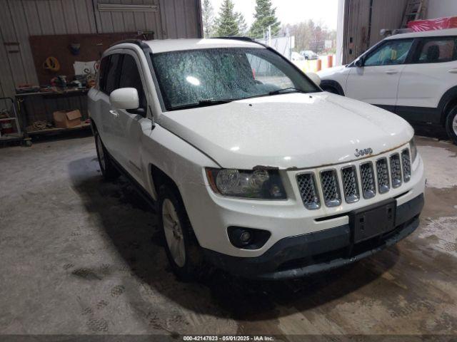  Salvage Jeep Compass