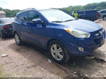  Salvage Hyundai TUCSON