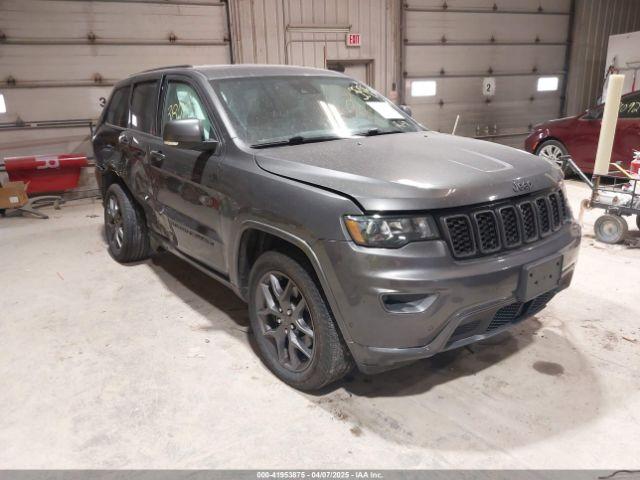  Salvage Jeep Grand Cherokee