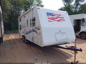  Salvage Startcraft Travel Trailer