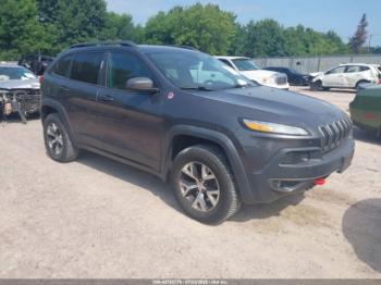  Salvage Jeep Cherokee