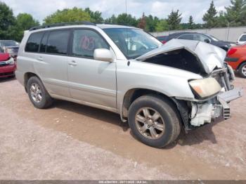  Salvage Toyota Highlander