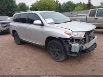  Salvage Toyota Highlander