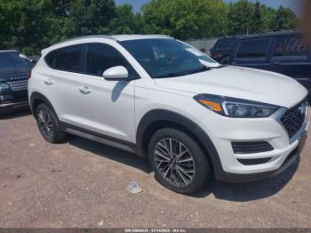  Salvage Hyundai TUCSON