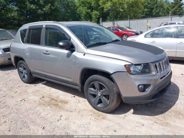  Salvage Jeep Compass