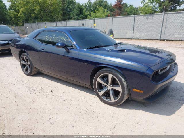  Salvage Dodge Challenger