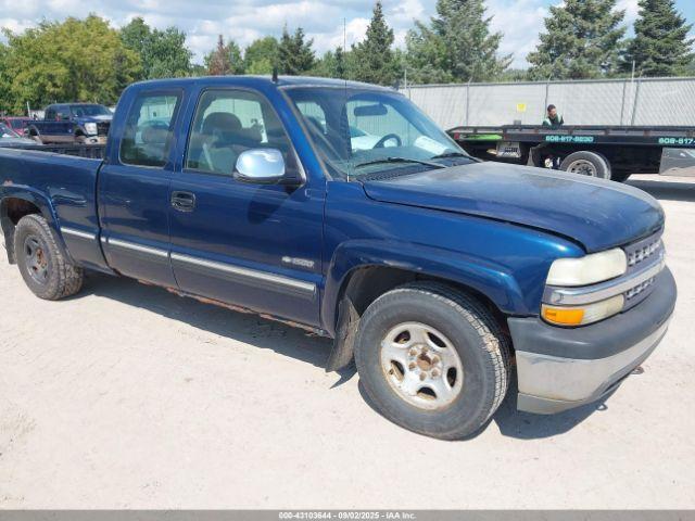  Salvage Chevrolet Silverado 1500