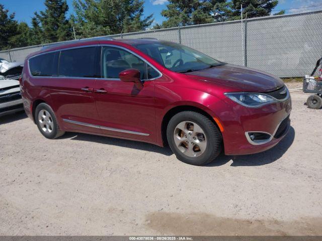 Salvage Chrysler Pacifica