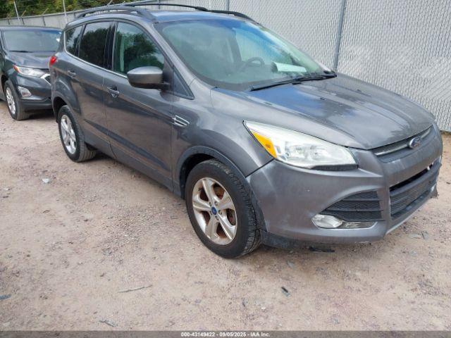  Salvage Ford Escape