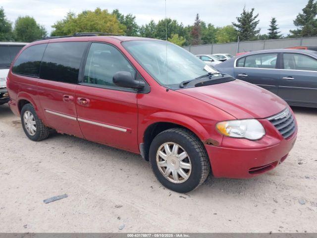  Salvage Chrysler Town & Country
