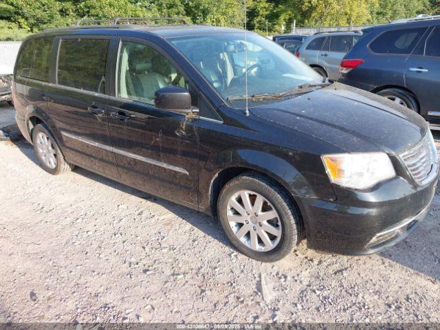  Salvage Chrysler Town & Country