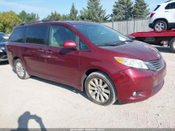  Salvage Toyota Sienna