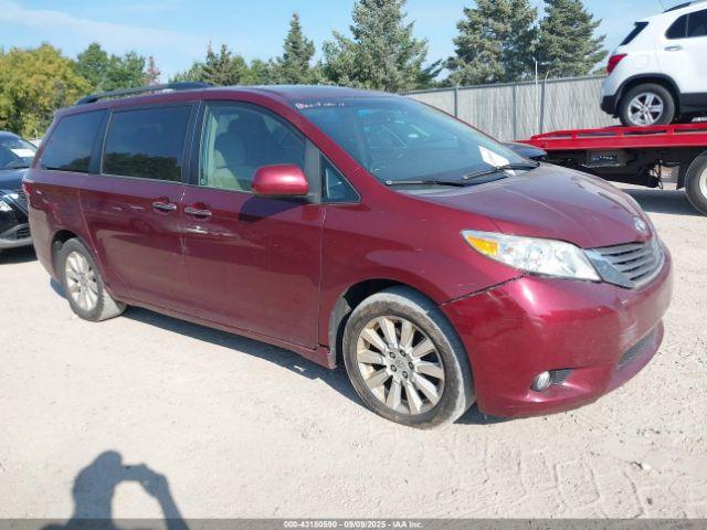  Salvage Toyota Sienna