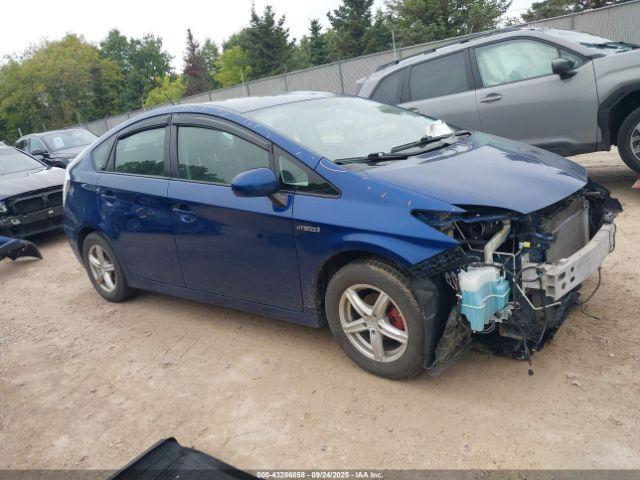  Salvage Toyota Prius