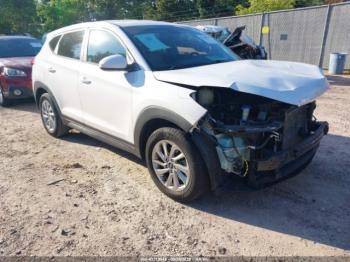  Salvage Hyundai TUCSON