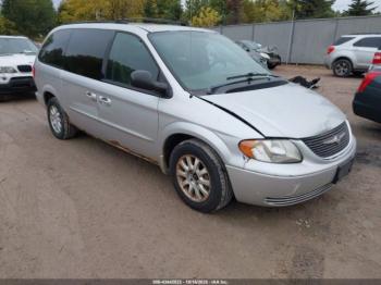  Salvage Chrysler Town & Country