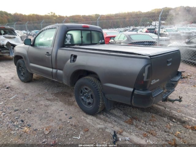 Toyota Tacoma Image 8