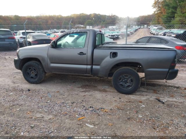 Toyota Tacoma Image 10