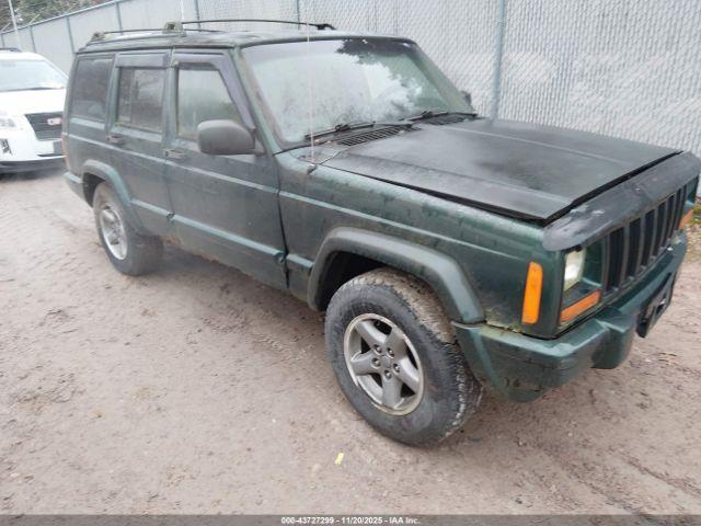  Salvage Jeep Cherokee