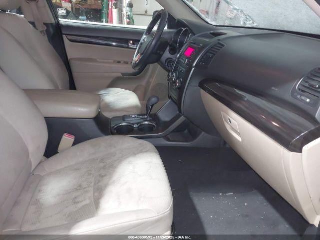 Kia Sorento Lx Image 2