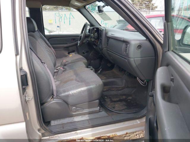 Chevrolet Silverado 1500 Work Truck Image 17