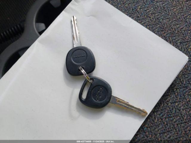 Chevrolet Silverado 1500 Work Truck Image 12