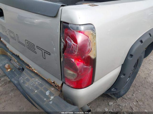 Chevrolet Silverado 1500 Work Truck Image 15