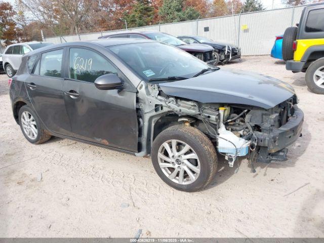  Salvage Mazda Mazda3