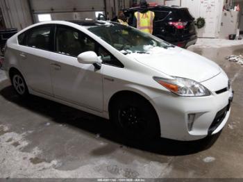  Salvage Toyota Prius