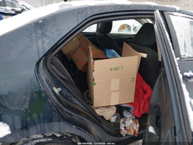 Toyota Corolla Le Image 5