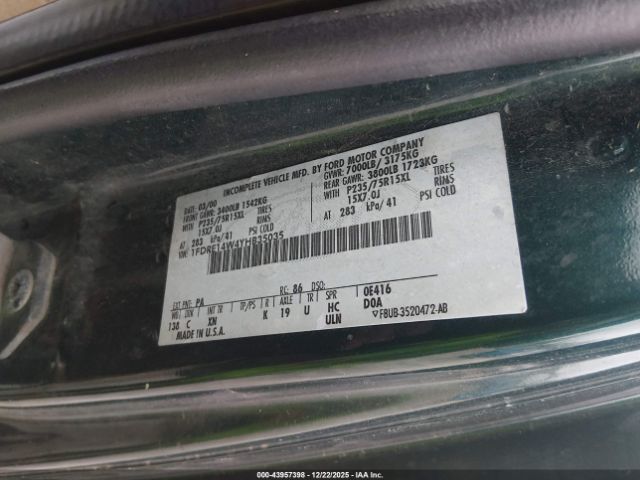 Ford E-150 Recreational Image 10