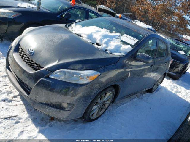 Toyota Matrix Xrs Image 12