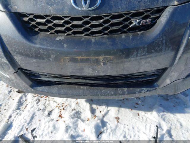 Toyota Matrix Xrs Image 3