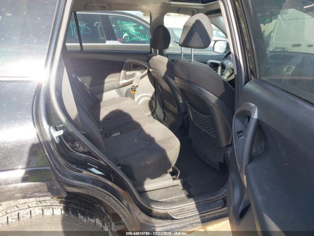 Toyota RAV4 Sport V6 Image 6