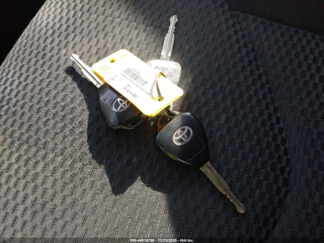 Toyota RAV4 Sport V6 Image 15