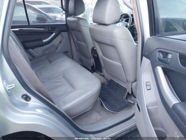 Toyota 4Runner Limited V8 Image 13