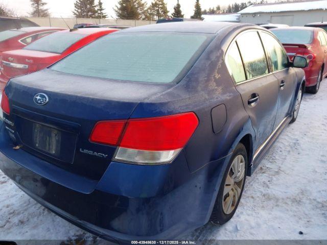 Subaru Legacy 2.5i Image 4