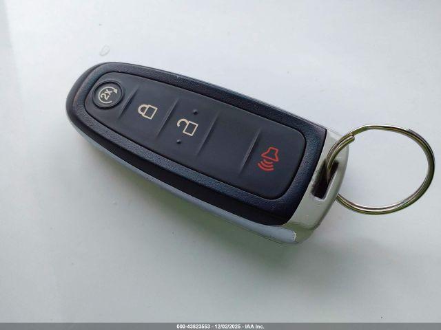 Ford Explorer Limited Image 2