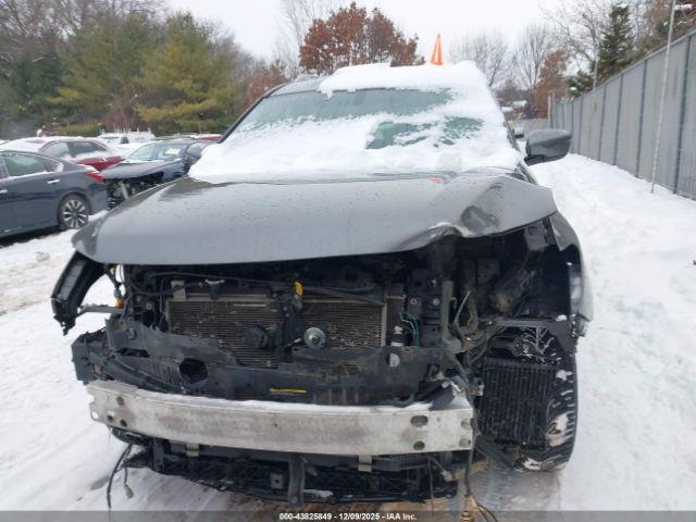 Nissan Pathfinder Sv Image 17