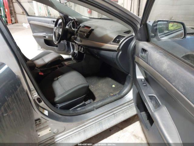 Mitsubishi Lancer Es Image 13