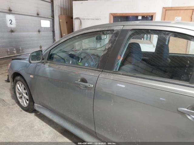 Mitsubishi Lancer Es Image 11