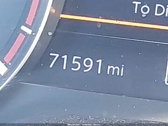 Nissan Titan Sv 4x4 Image 13