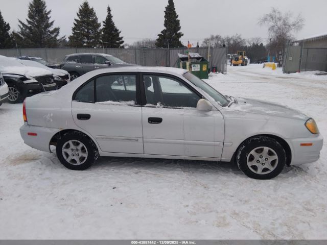 Hyundai ACCENT Gl Image 5