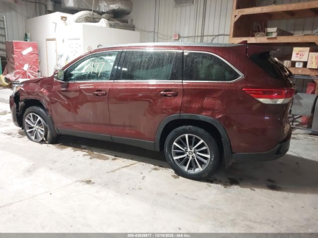 Toyota Highlander Xle Image 16