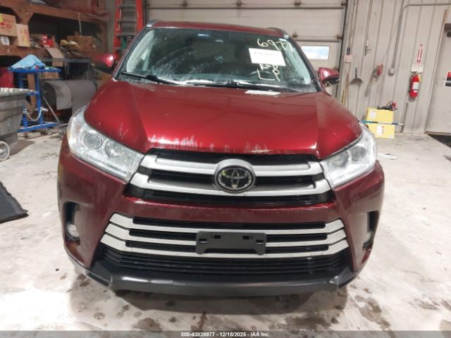Toyota Highlander Xle Image 11