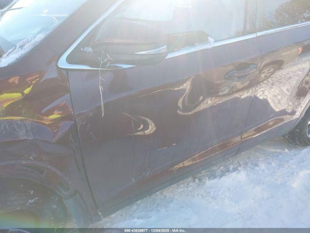 Toyota Highlander Xle Image 8