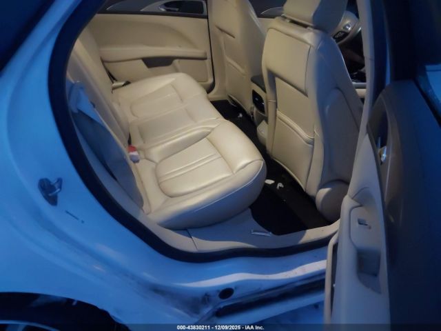 Lincoln MKZ Standard Image 10