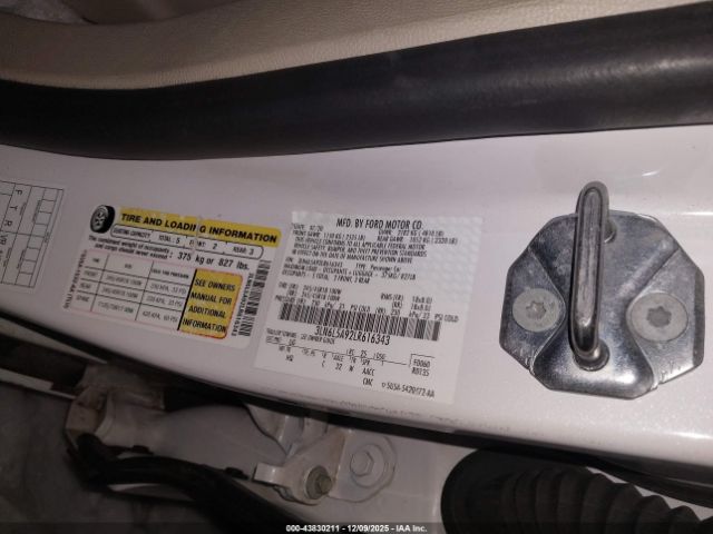 Lincoln MKZ Standard Image 16