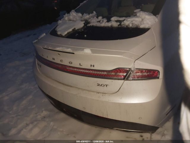 Lincoln MKZ Standard Image 3